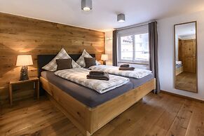 Vintage Mountain House With Sauna