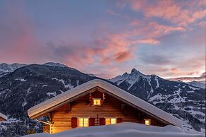 Vintage Mountain House With Sauna