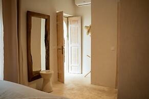 Riad Jaia