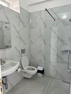 Sweet Hotel