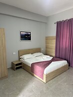 Sweet Hotel