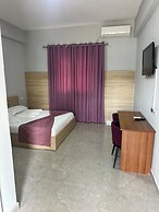 Sweet Hotel