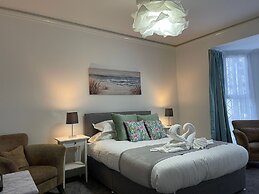 Tintagel Arms Bed and Breakfast