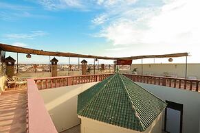 EMERALD PALACE