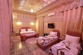 EMERALD PALACE