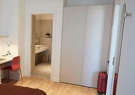Aparto Diagonal Suites