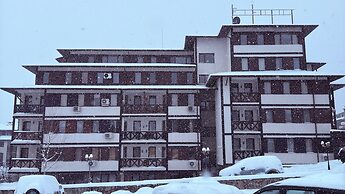 Florimont Heights Apart Complex