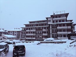 Florimont Heights Apart Complex