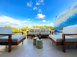 2BR Luxury Condo  Golf View  Corasol