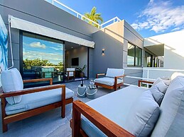 2BR Luxury Condo  Golf View  Corasol