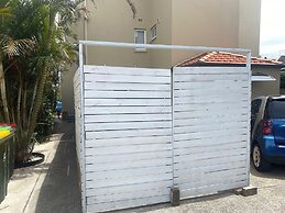 Bondi Central Garden Getaway