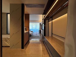 XUANDE GATE HOTEL