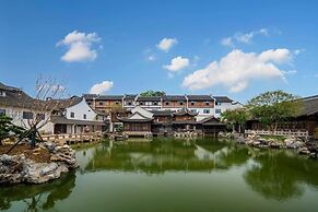 XUANDE GATE HOTEL