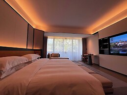 XUANDE GATE HOTEL