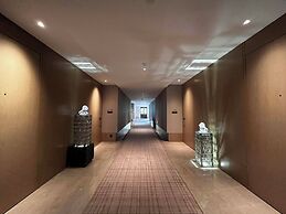 XUANDE GATE HOTEL