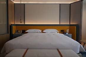 XUANDE GATE HOTEL