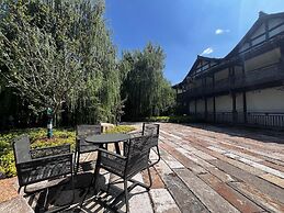 XUANDE GATE HOTEL