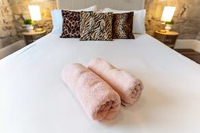 The Flintstones Luxury Stone Stay