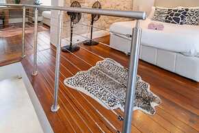 The Flintstones Luxury Stone Stay