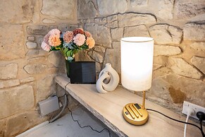 The Flintstones Luxury Stone Stay