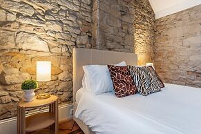 The Flintstones Luxury Stone Stay