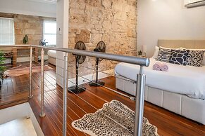 The Flintstones Luxury Stone Stay