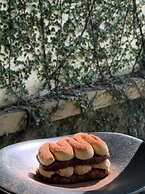 Amaya Home Lodge, SPA & Restaurant