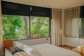 Amaya Home Lodge, SPA & Restaurant