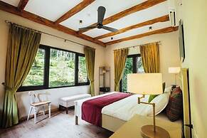 Amaya Home Lodge, SPA & Restaurant