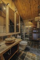 Amaya Home Lodge, SPA & Restaurant