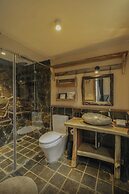 Amaya Home Lodge, SPA & Restaurant