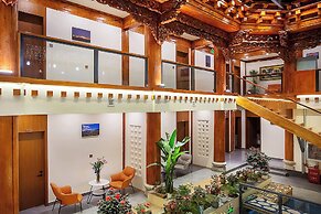 Namzhuo Tibetan-style Courtyard Manor