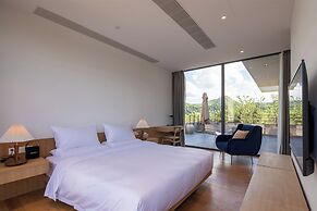 LOSTVILLA Green Gable-Anji