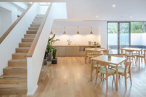 LOSTVILLA Green Gable-Anji