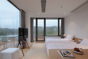 LOSTVILLA Green Gable-Anji