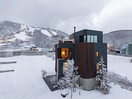 Meigetsu Aki Niseko