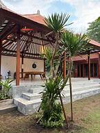 Castaway Island Hostel
