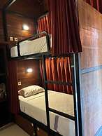 Castaway Island Hostel