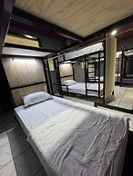 Milo's Hostel and Residences
