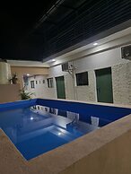 Milo's Hostel and Residences