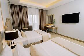 MCollection - Scenic Tagaytay Getaway with Taal Views