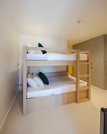 Bembis Hotel Charoenakorn 10
