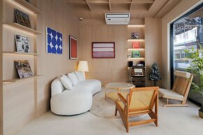 Bembis Hotel Charoenakorn 10