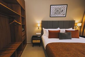 Dally Apart Hotel