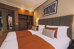 Dally Apart Hotel