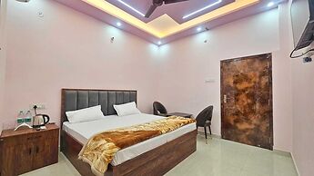 Ojas Royale - Banquet and Hotel