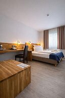 Luna Inn
