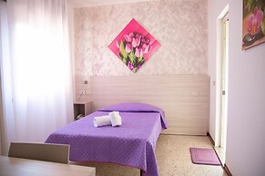 HOTEL LAURA