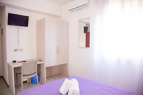 HOTEL LAURA