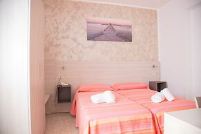 HOTEL LAURA